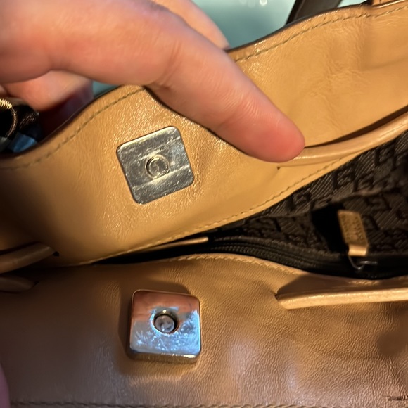 EUC Vintage GUCCI Satchel bag that come with FREE TWILLY if purchased! - Picture 11 of 13